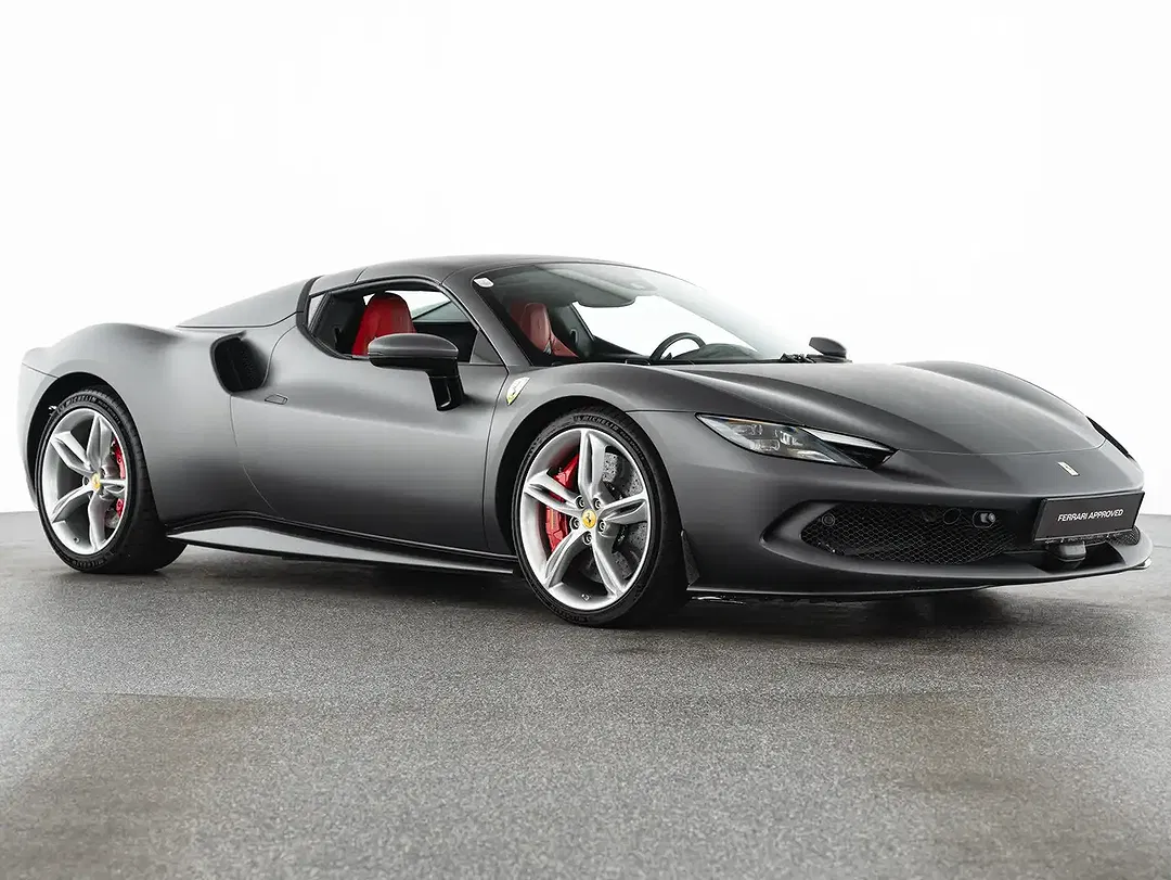 Ferrari 296 GTS - Thumbnail 3