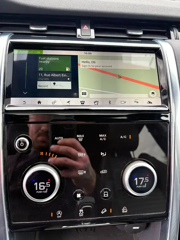 Land Rover Discovery Sport P200 2.0 4x4 MHEV R-Dynamic - Thumbnail 11