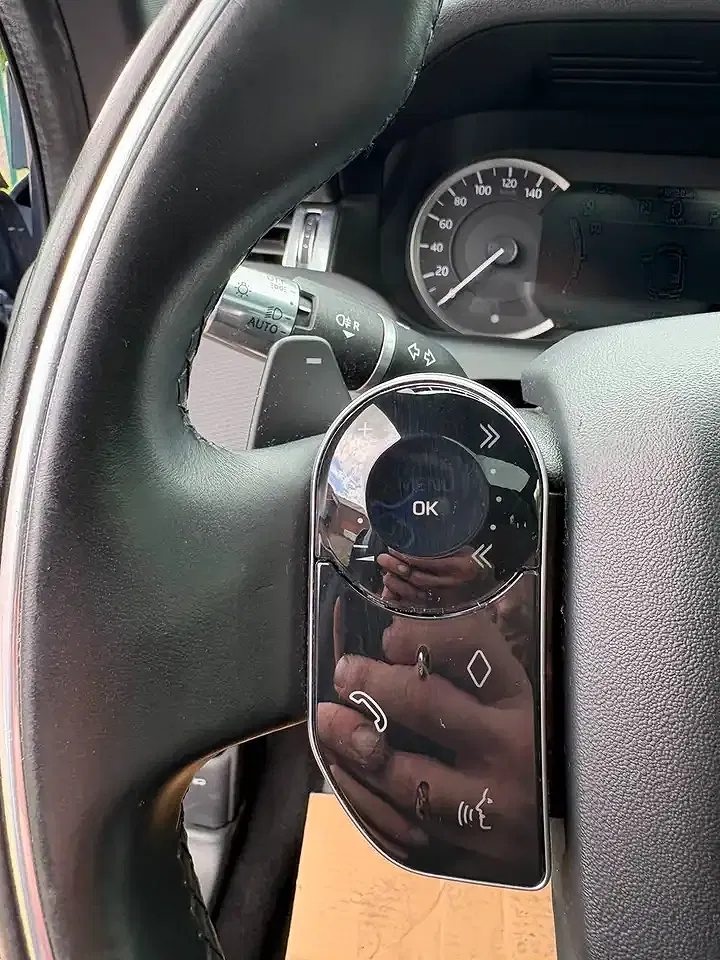 Land Rover Discovery Sport P200 2.0 4x4 MHEV R-Dynamic - Thumbnail 9