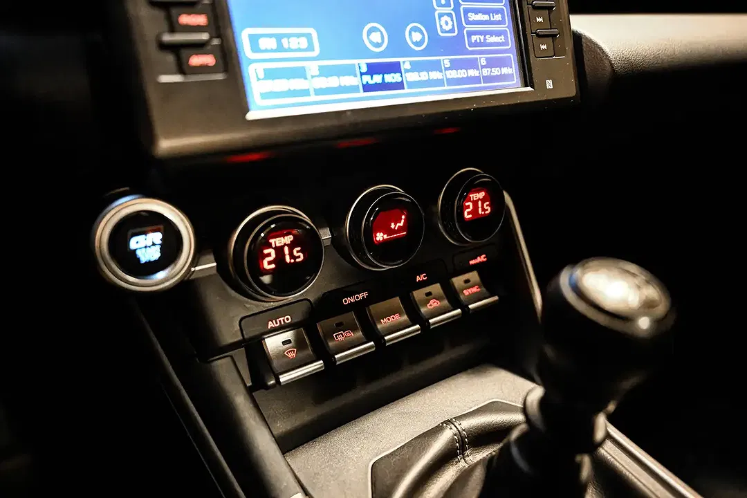 Toyota GR86 - Thumbnail 16