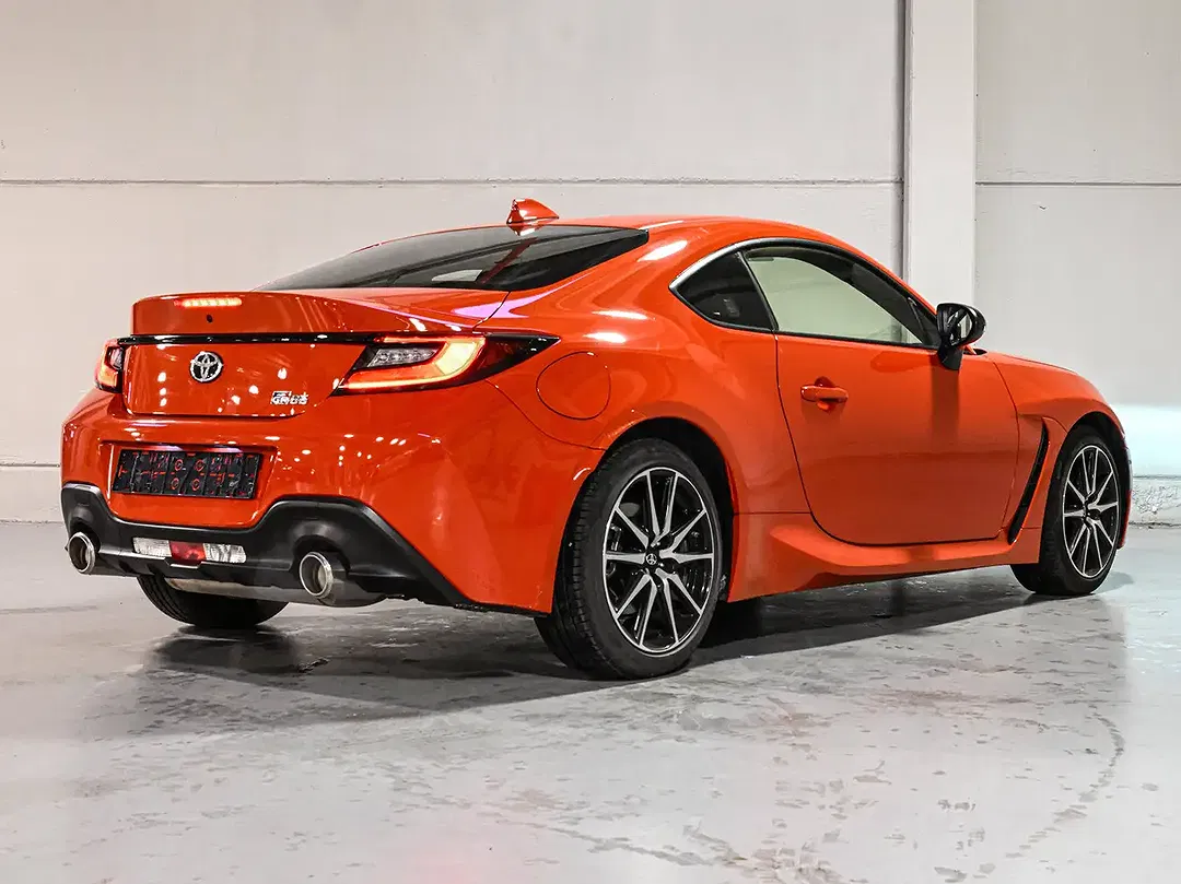 Toyota GR86 - Thumbnail 6