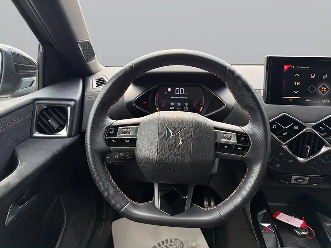 DS Automobiles DS 3 Crossback - Thumbnail 11