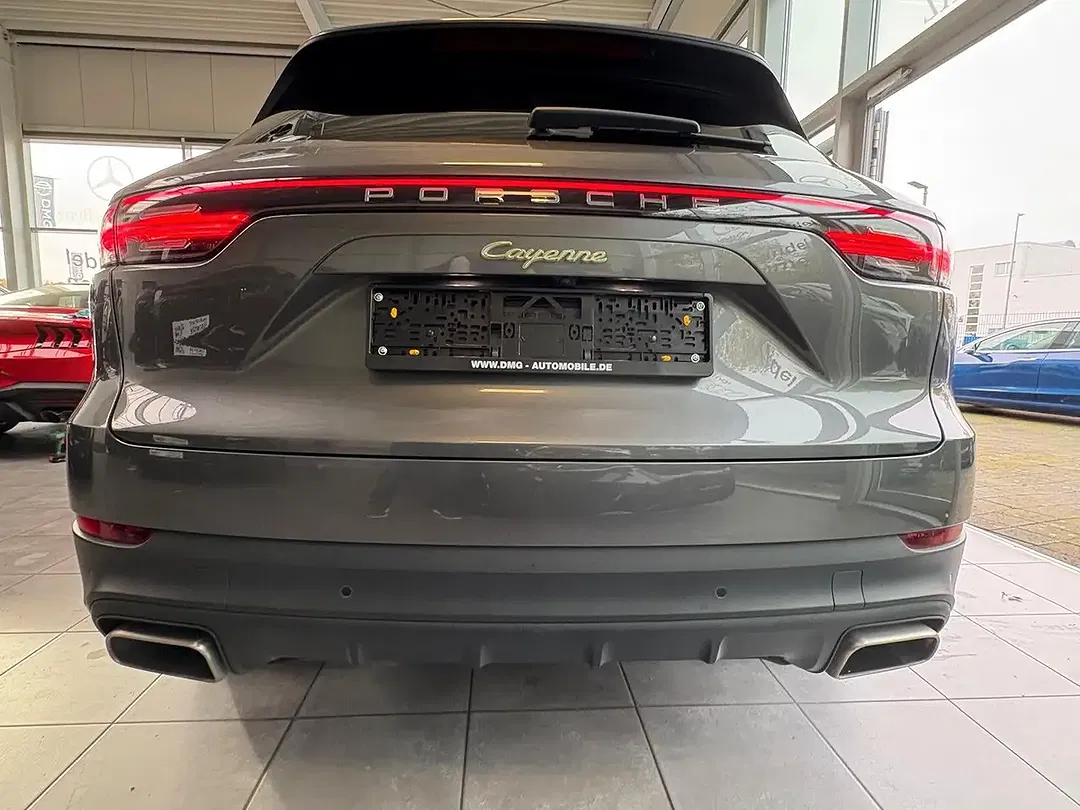 Porsche Cayenne E-Hybrid - Thumbnail 6