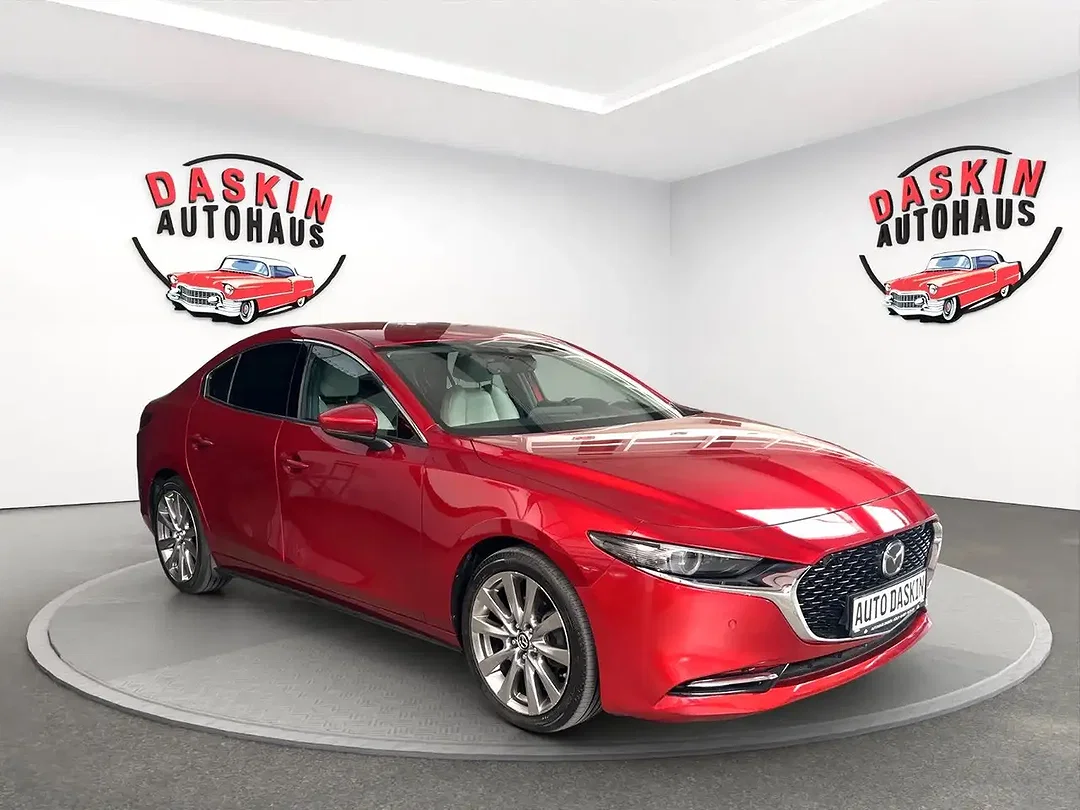 Mazda 3 AUT - Afbeelding 1