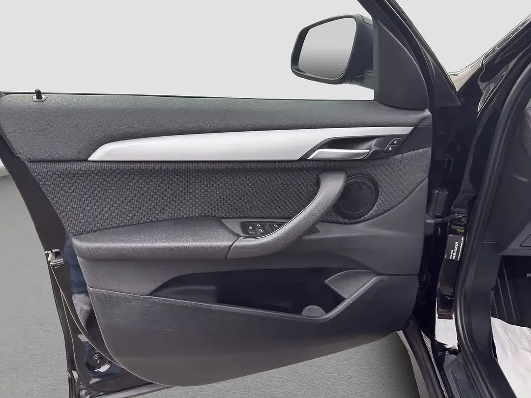 BMW X1 sDrive - Thumbnail 6