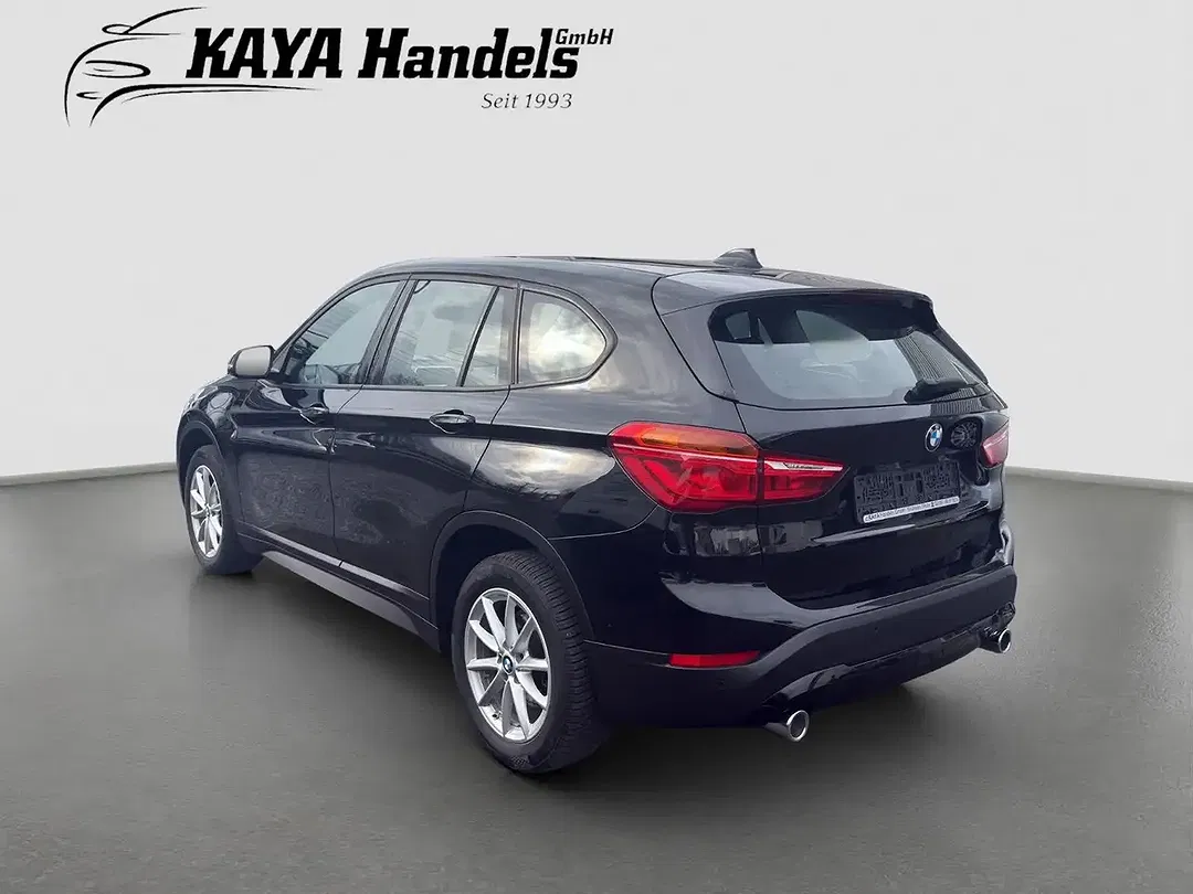 BMW X1 sDrive - Thumbnail 3
