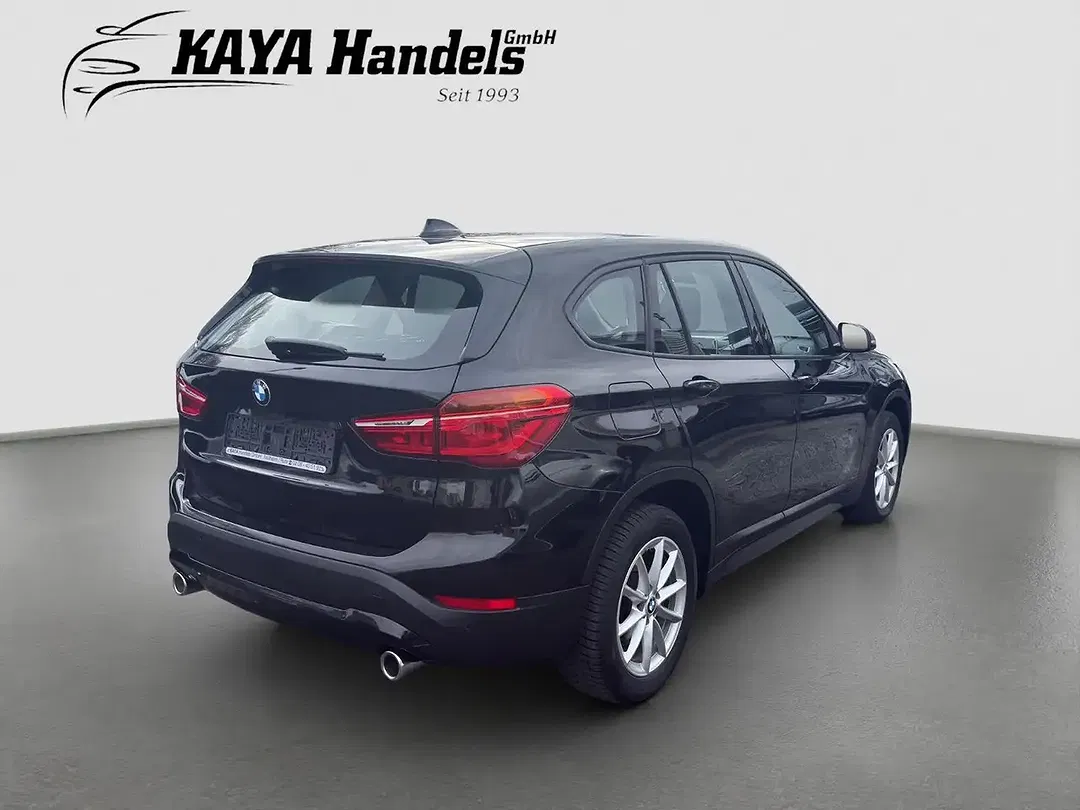 BMW X1 sDrive - Thumbnail 4
