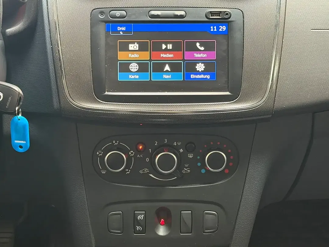 Dacia Logan - Thumbnail 14