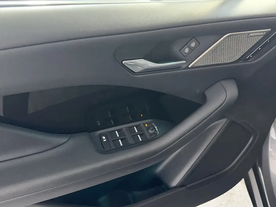 Jaguar I-Pace EV 4x4 Edition - Thumbnail 13