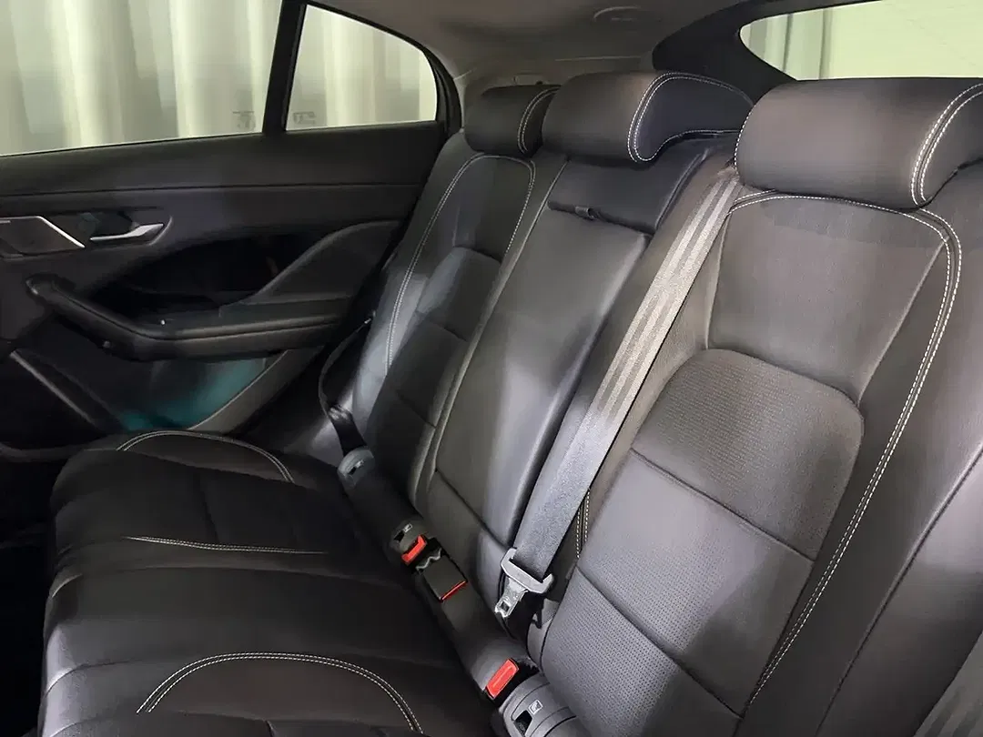 Jaguar I-Pace EV 4x4 Edition - Thumbnail 14