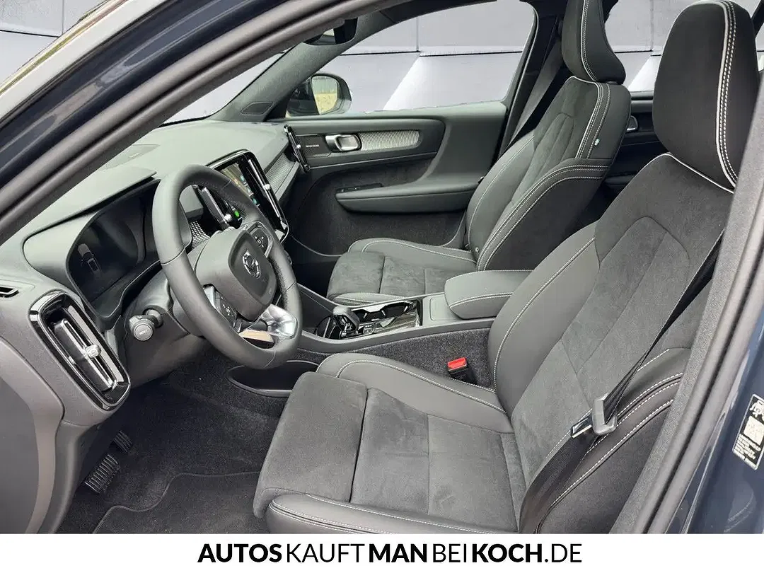 Volvo EX40 Extended Range Ultra - Thumbnail 5