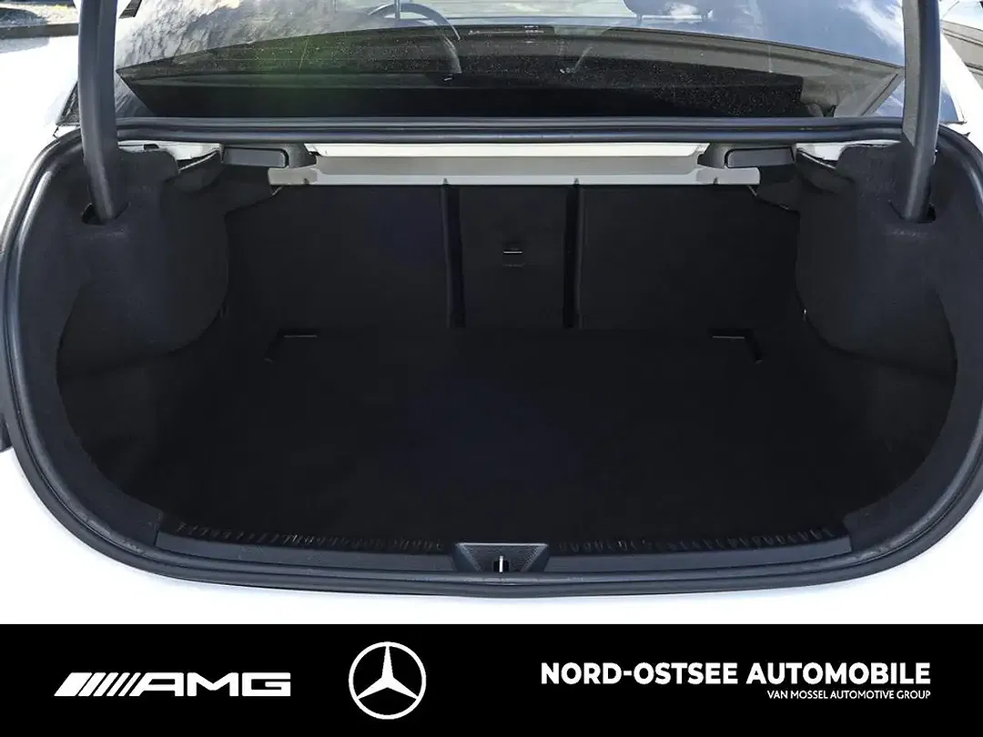 Mercedes-Benz A 200 AMG Night - foto 15