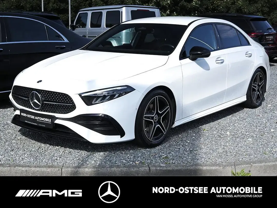 Mercedes-Benz A 200 AMG Night - Thumbnail 7