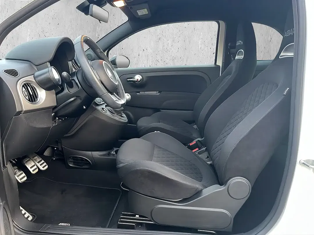 Abarth 595 1.4 T-Jet - Thumbnail 9