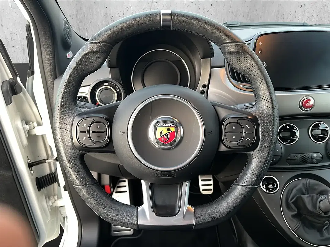 Abarth 595 1.4 T-Jet - Thumbnail 11