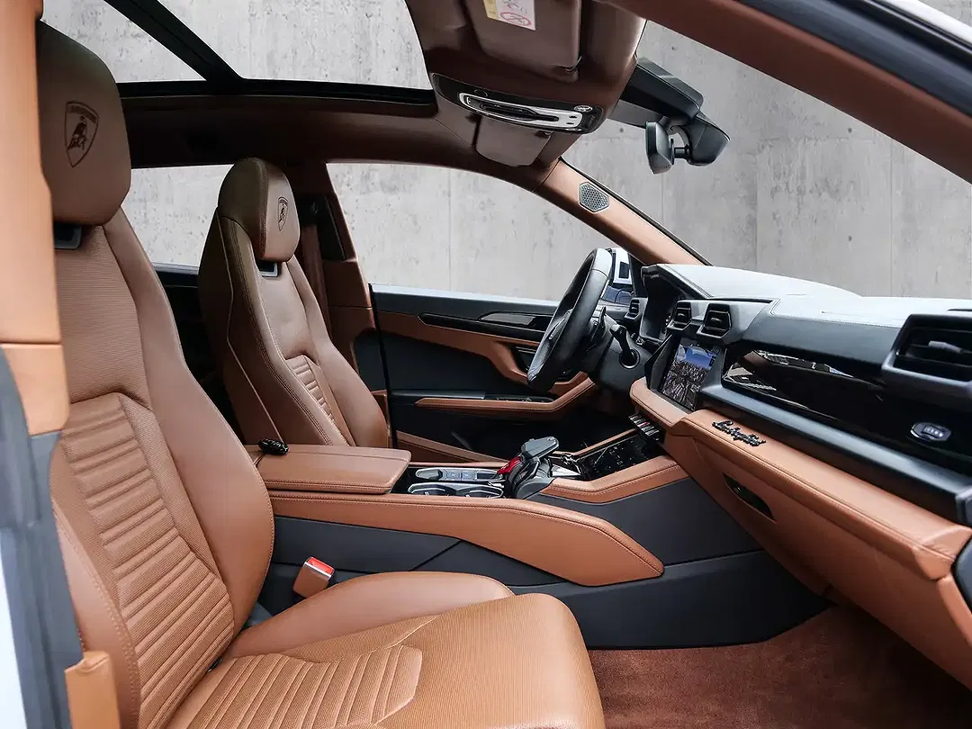 Lamborghini Urus SE - Thumbnail 12