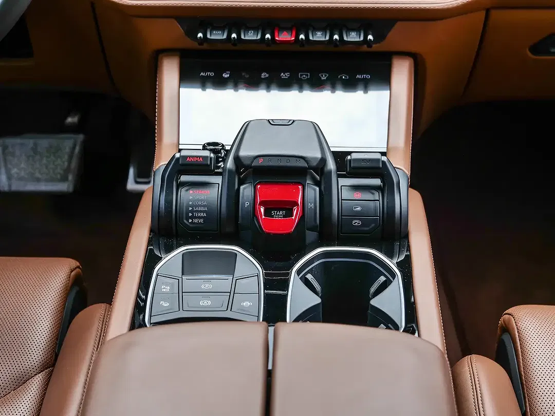 Lamborghini Urus SE - Thumbnail 14