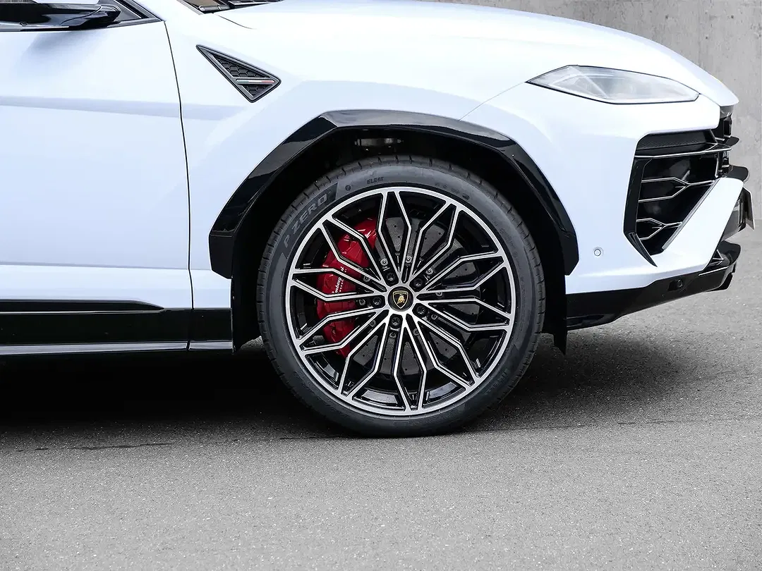 Lamborghini Urus SE - Thumbnail 8