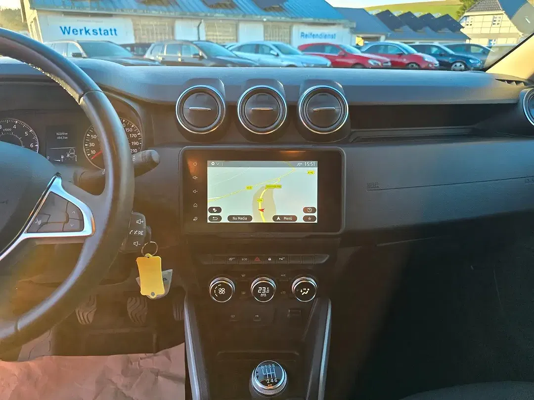 Dacia Duster TCe Prestige - Thumbnail 12