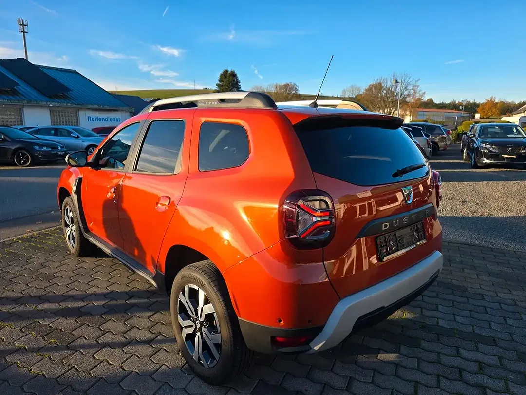 Dacia Duster TCe Prestige - Thumbnail 5