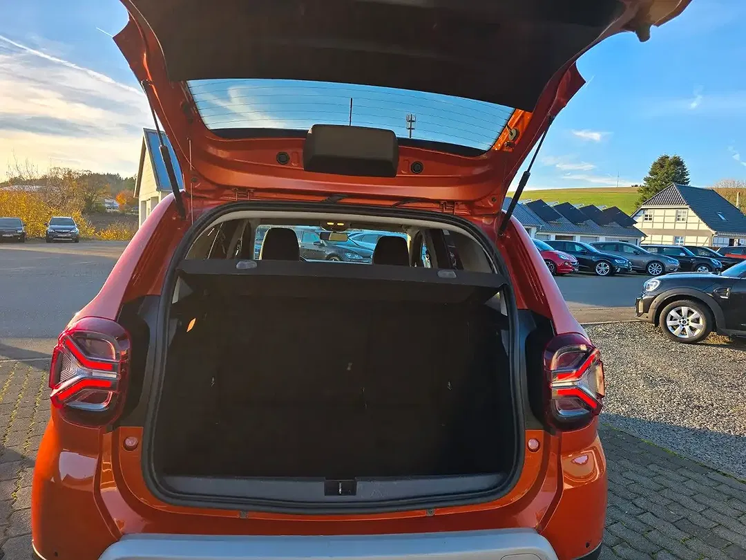 Dacia Duster TCe Prestige - Thumbnail 6