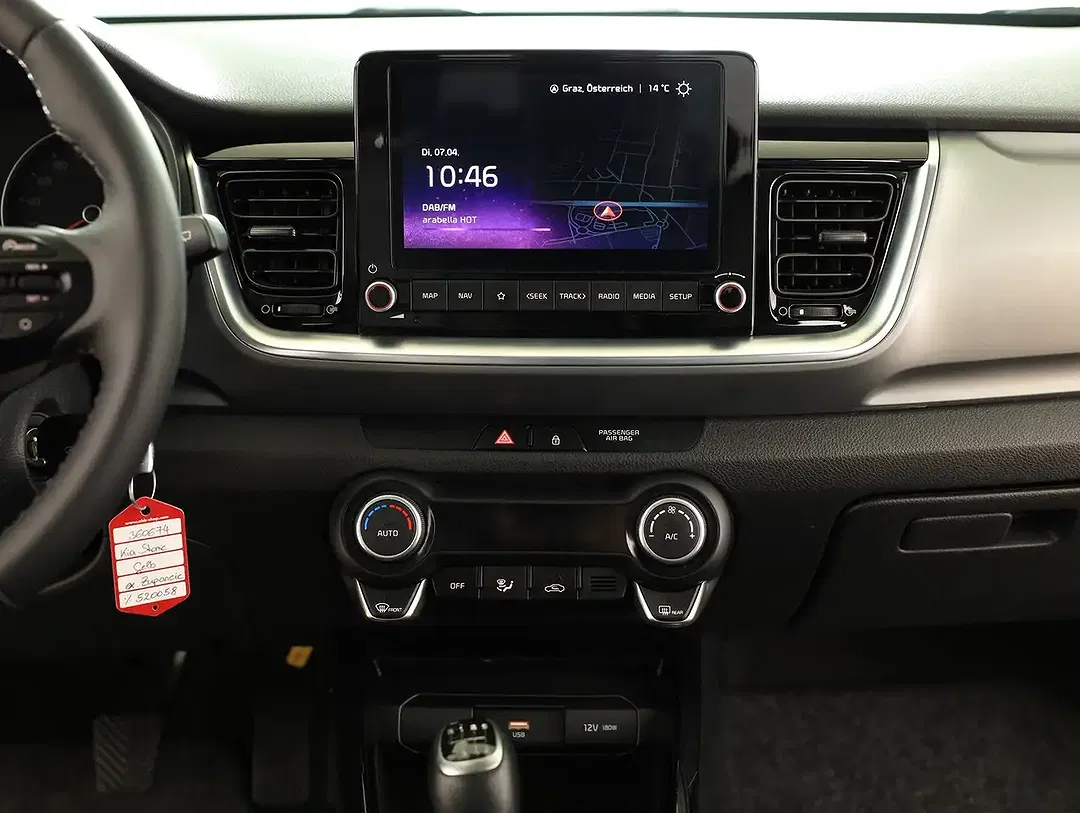 Kia Stonic - Thumbnail 12