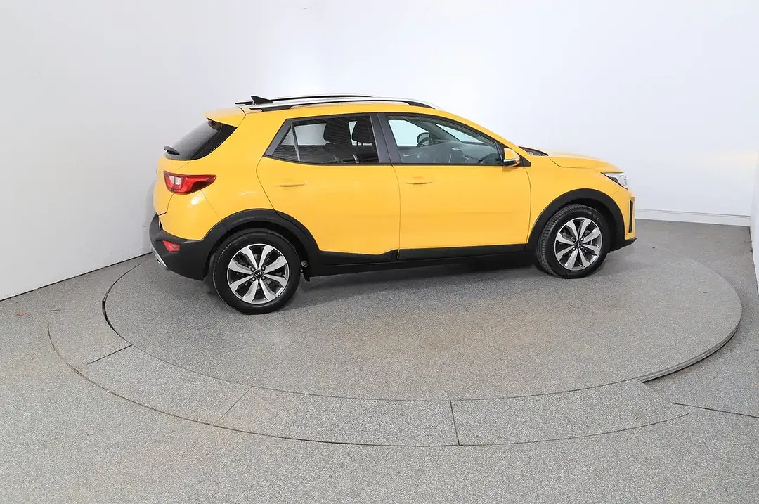 Kia Stonic - Thumbnail 4