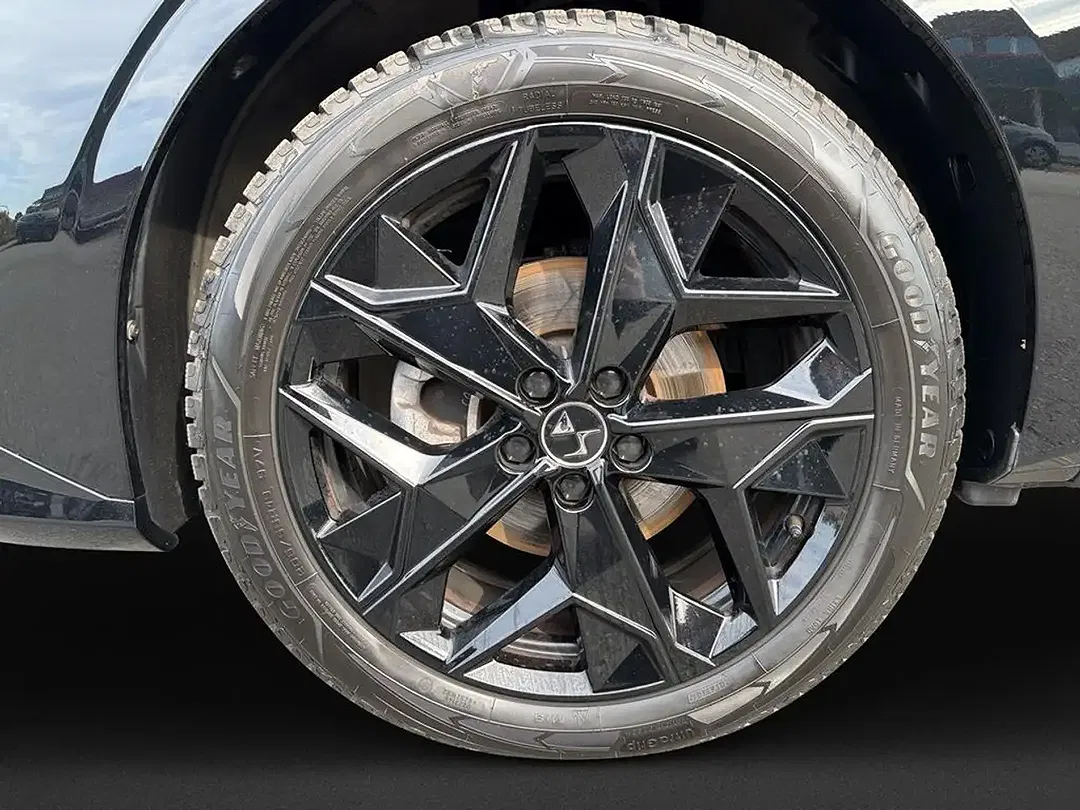 DS Automobiles DS 4 - Thumbnail 8