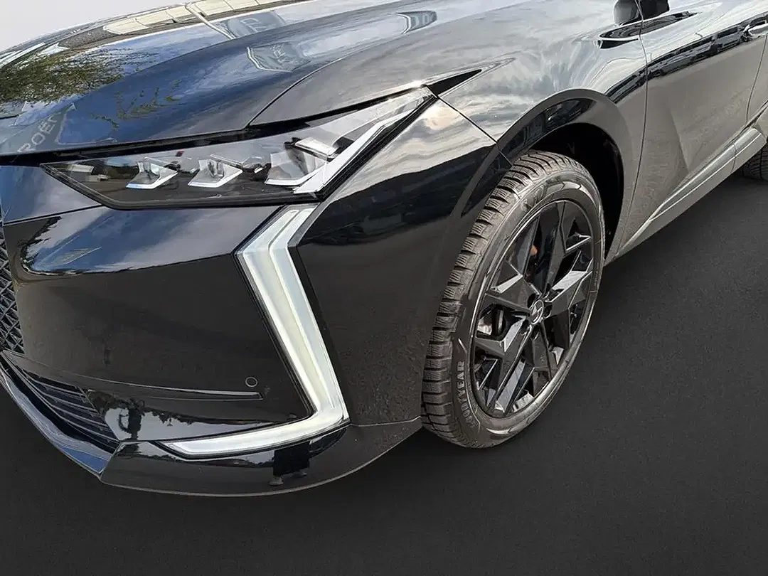 DS Automobiles DS 4 - Thumbnail 9
