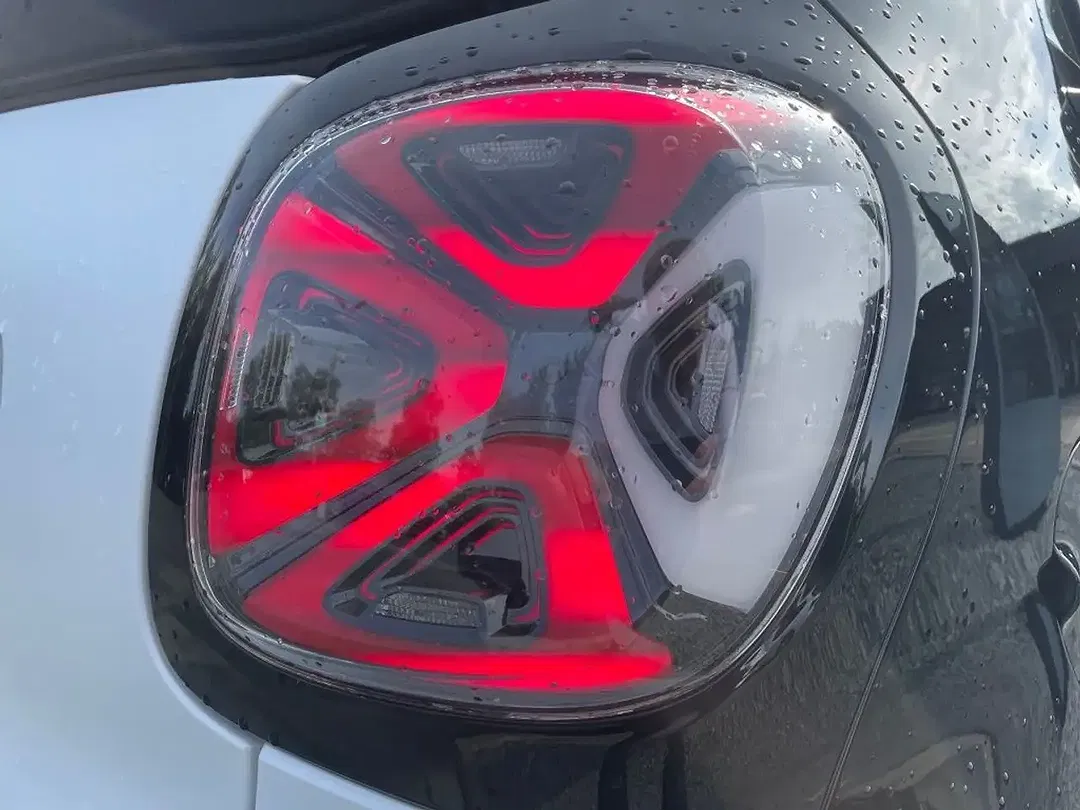 smart forTwo - Thumbnail 10
