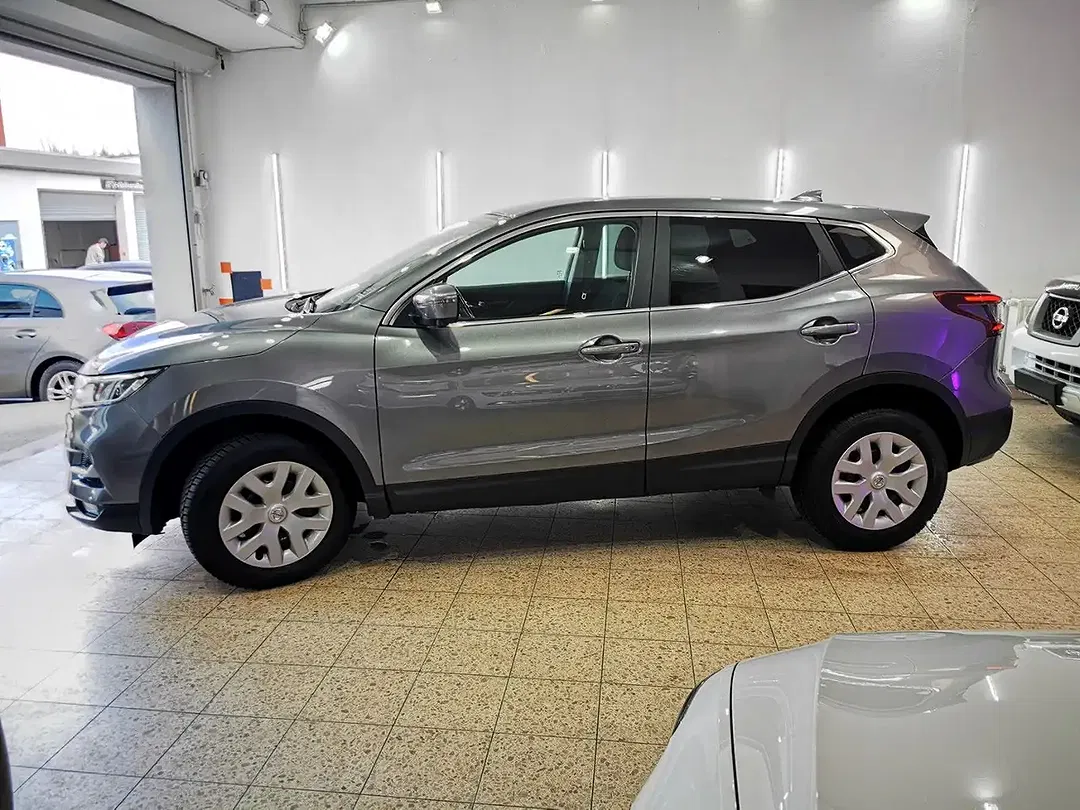 Nissan Qashqai N-Connecta - Thumbnail 8