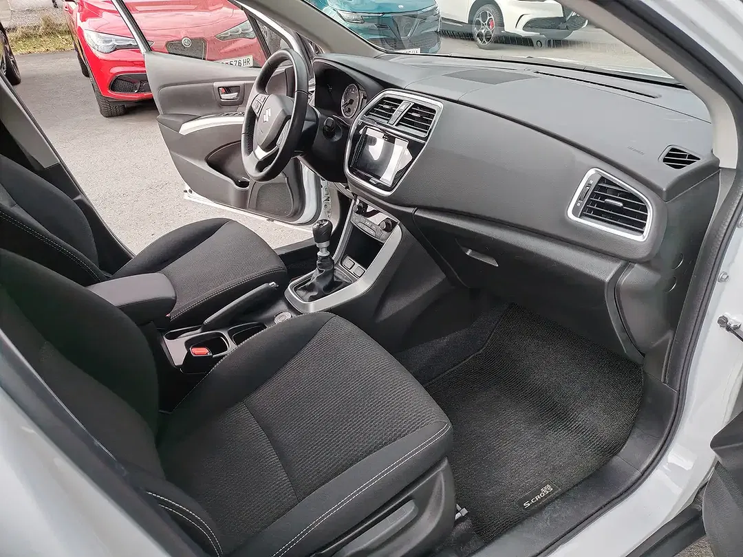 Suzuki SX4 S-Cross Hybrid 1.4 AllGrip - Thumbnail 13