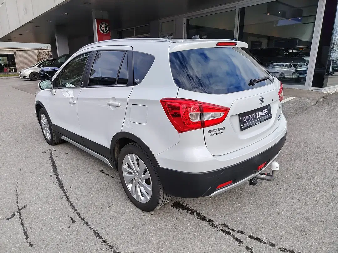 Suzuki SX4 S-Cross Hybrid 1.4 AllGrip - Thumbnail 3