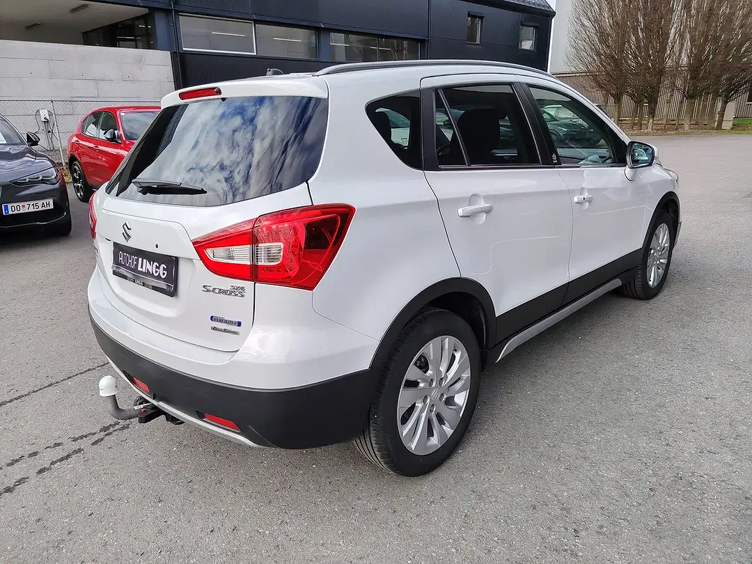 Suzuki SX4 S-Cross Hybrid 1.4 AllGrip - Thumbnail 5