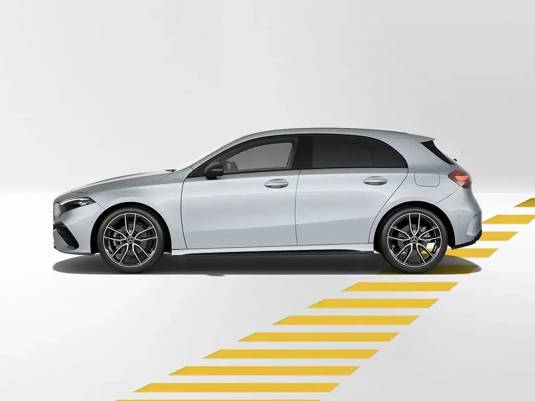 Mercedes-Benz A 200 AMG MBUX Night - Thumbnail 4