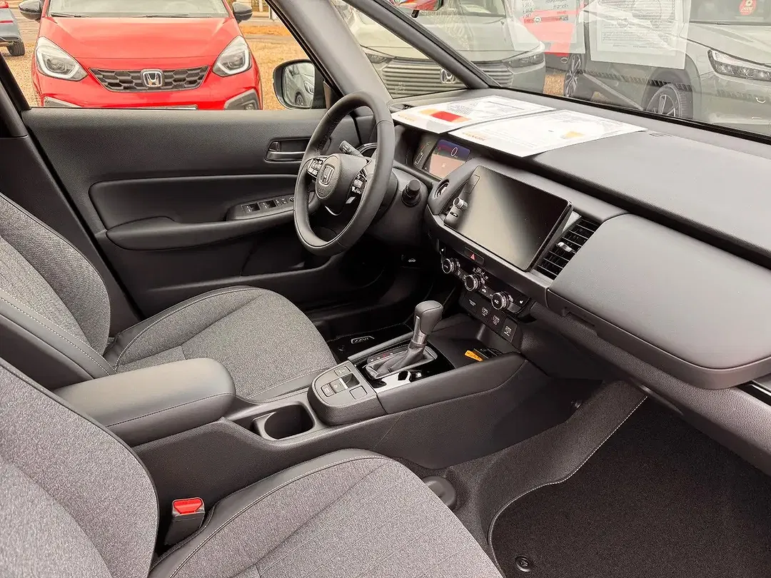 Honda Jazz 1.5 i-MMD Hybrid Advance - Thumbnail 13