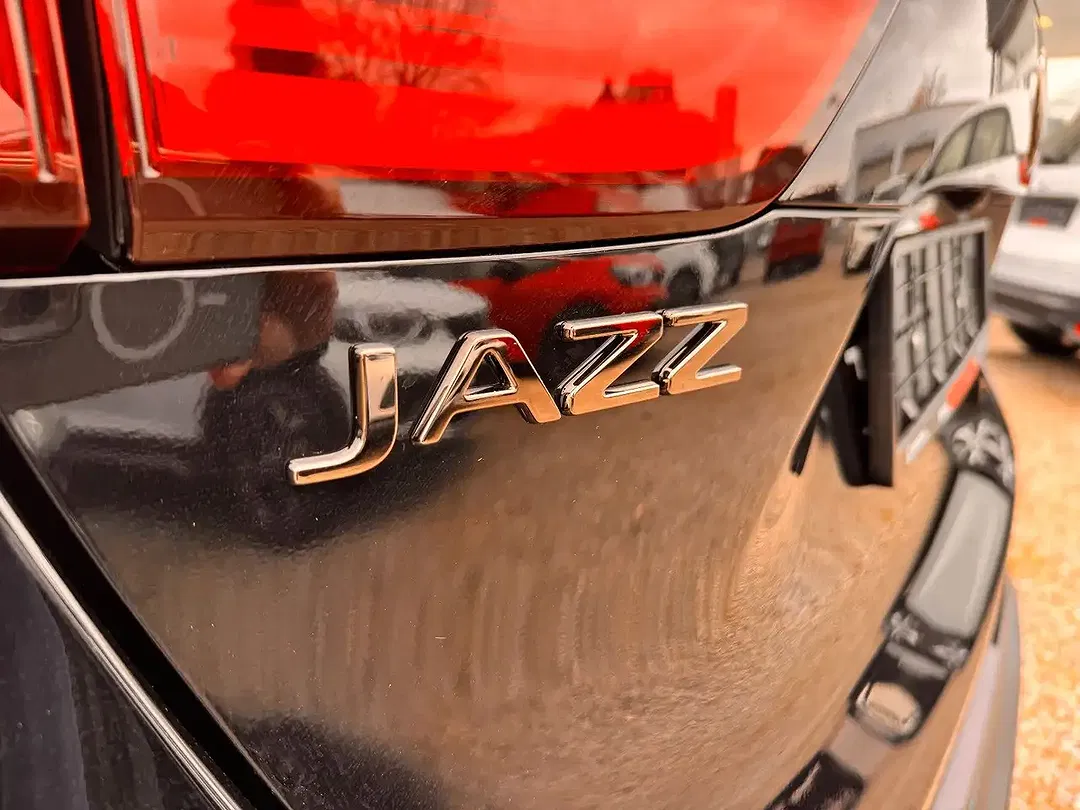 Honda Jazz 1.5 i-MMD Hybrid Advance - Thumbnail 8