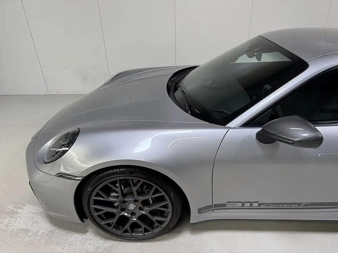 Porsche 911 3.0 Carrera T - Thumbnail 25