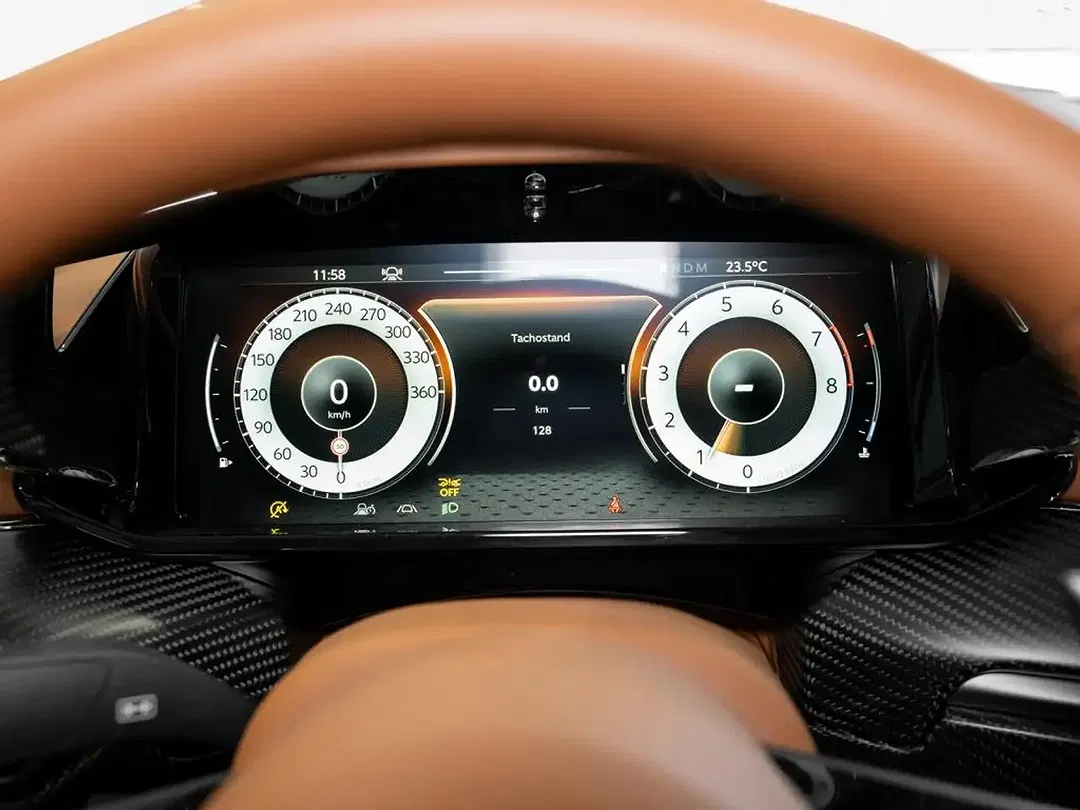 Aston Martin Vanquish Coupe - Thumbnail 6