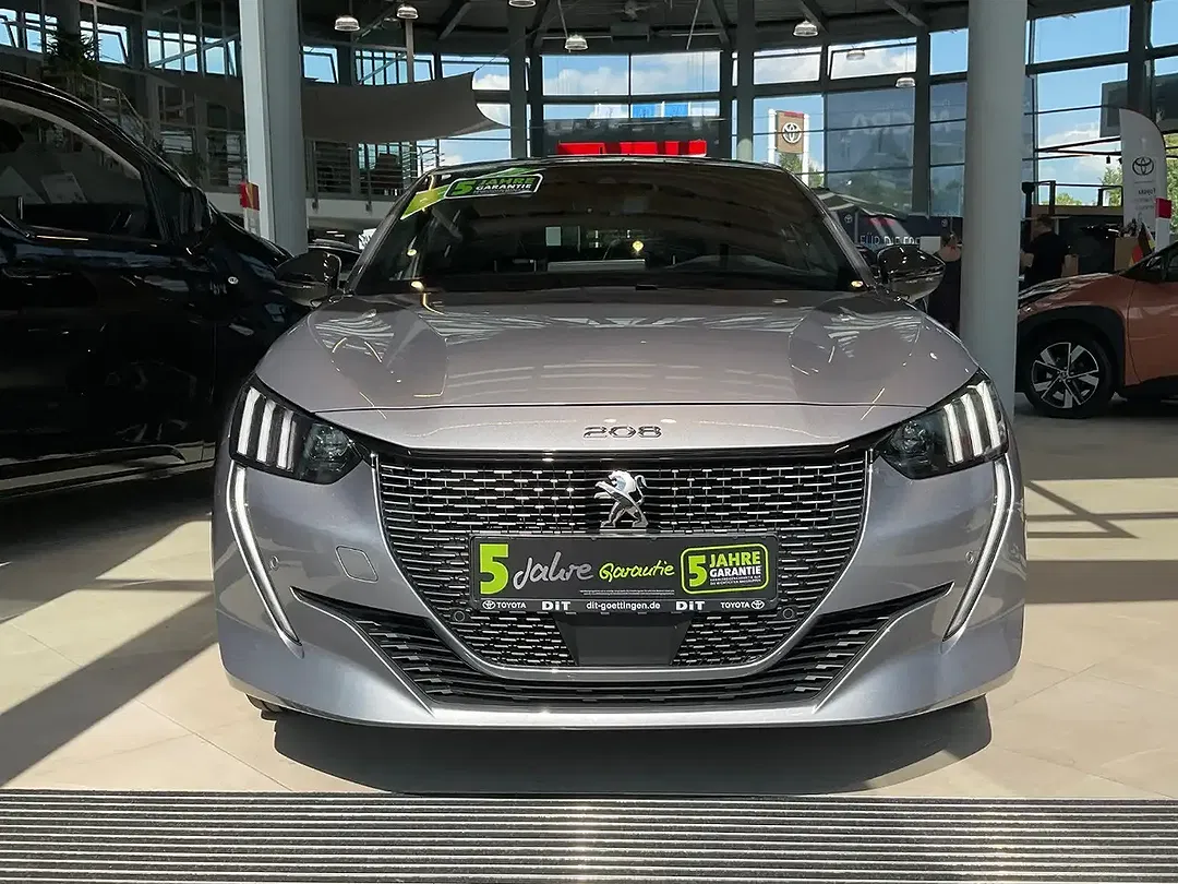 Peugeot 208 136 EV GT - Thumbnail 3
