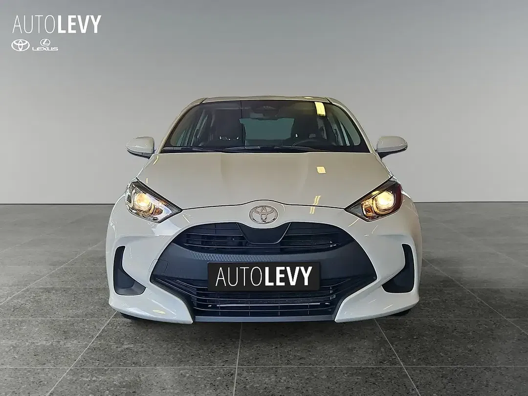 Toyota Yaris 1.5 Hybrid Business Edition - Thumbnail 8