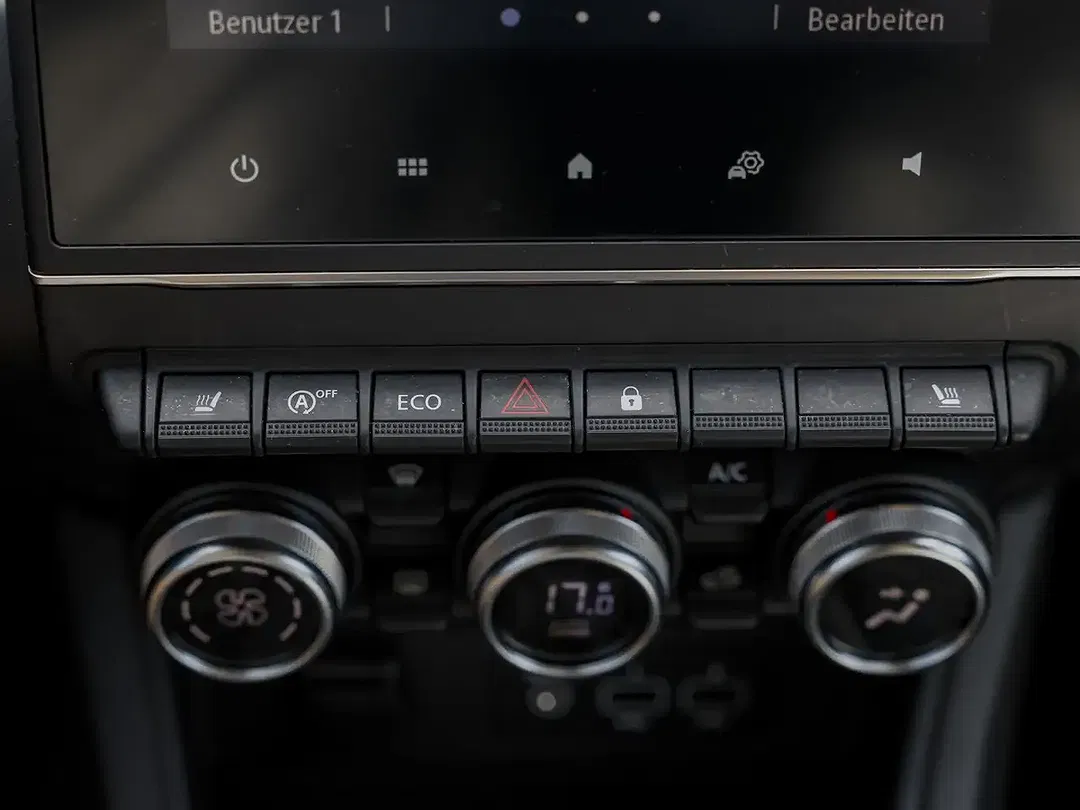 Renault Captur TCe Experience - Thumbnail 13