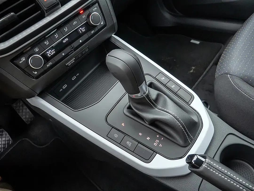 SEAT Arona 1.0 TSI Road Edition - Thumbnail 11