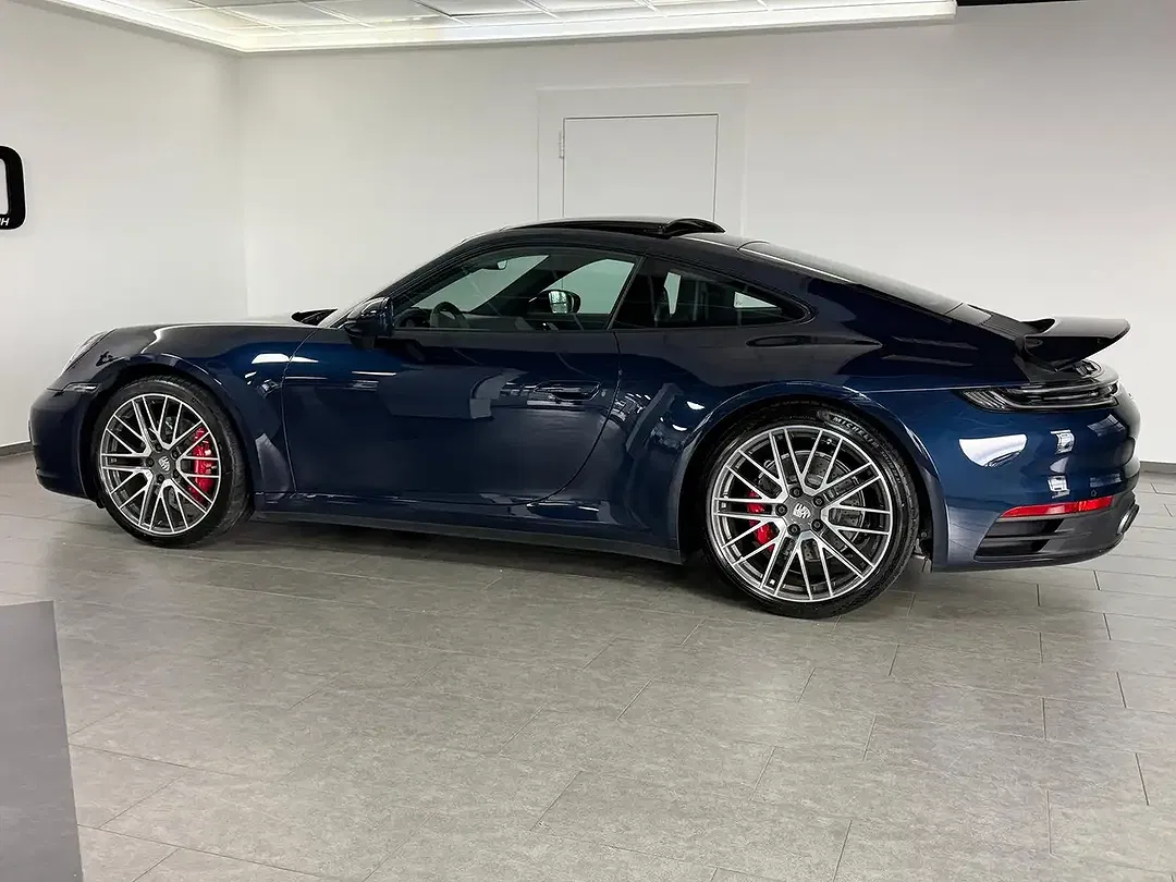 Porsche 992 Carrera S - Thumbnail 5