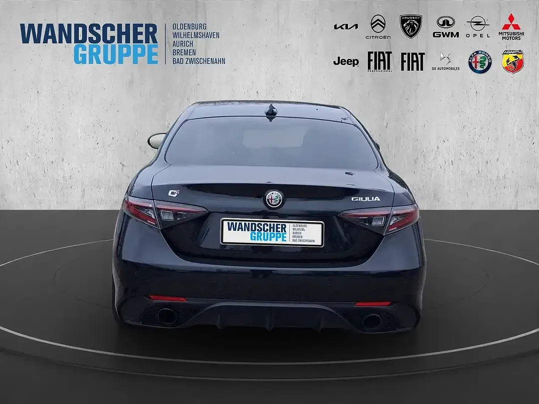 Alfa Romeo Giulia 2.0 16V Turbo Q4 Veloce - Thumbnail 6