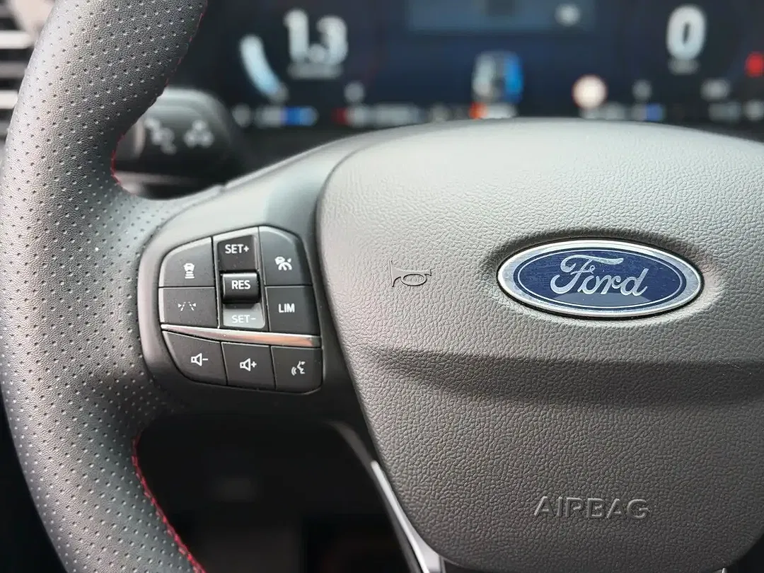 Ford Kuga ST-Line X - Thumbnail 14
