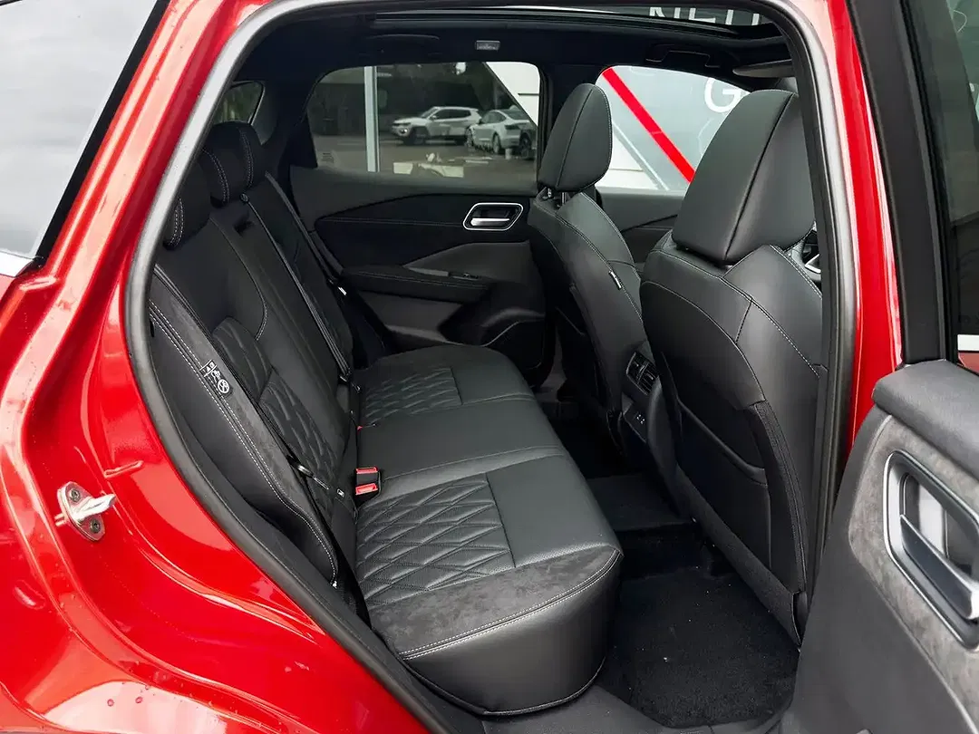 Nissan Qashqai 1.3 MHEV Tekna+ Plus - Thumbnail 7