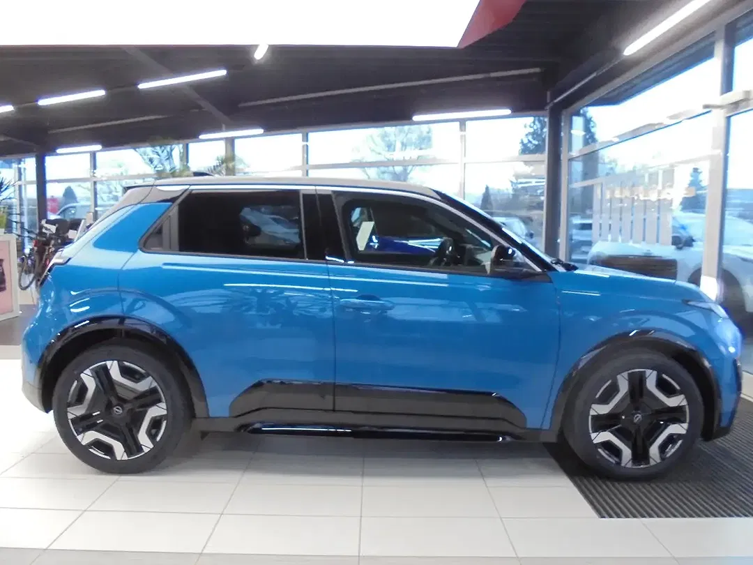 Nissan Micra Evolve - Thumbnail 3