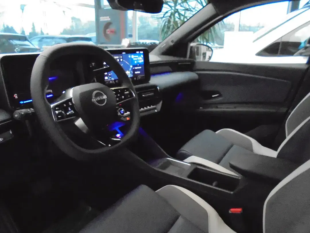 Nissan Micra Evolve - Thumbnail 8