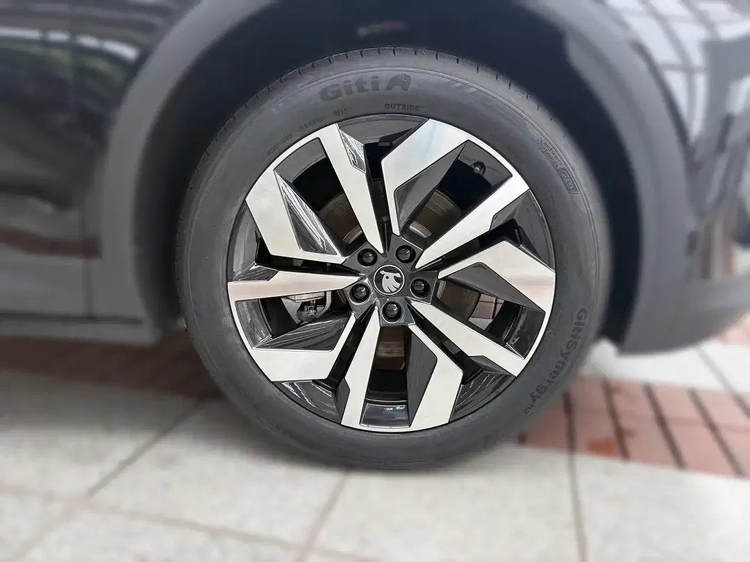 Skoda Elroq 60 Sportline - Thumbnail 6
